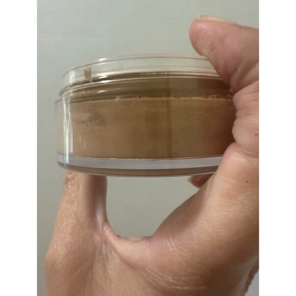 Mineral Powder Foundation Beige 2 - Picture 9 of 10